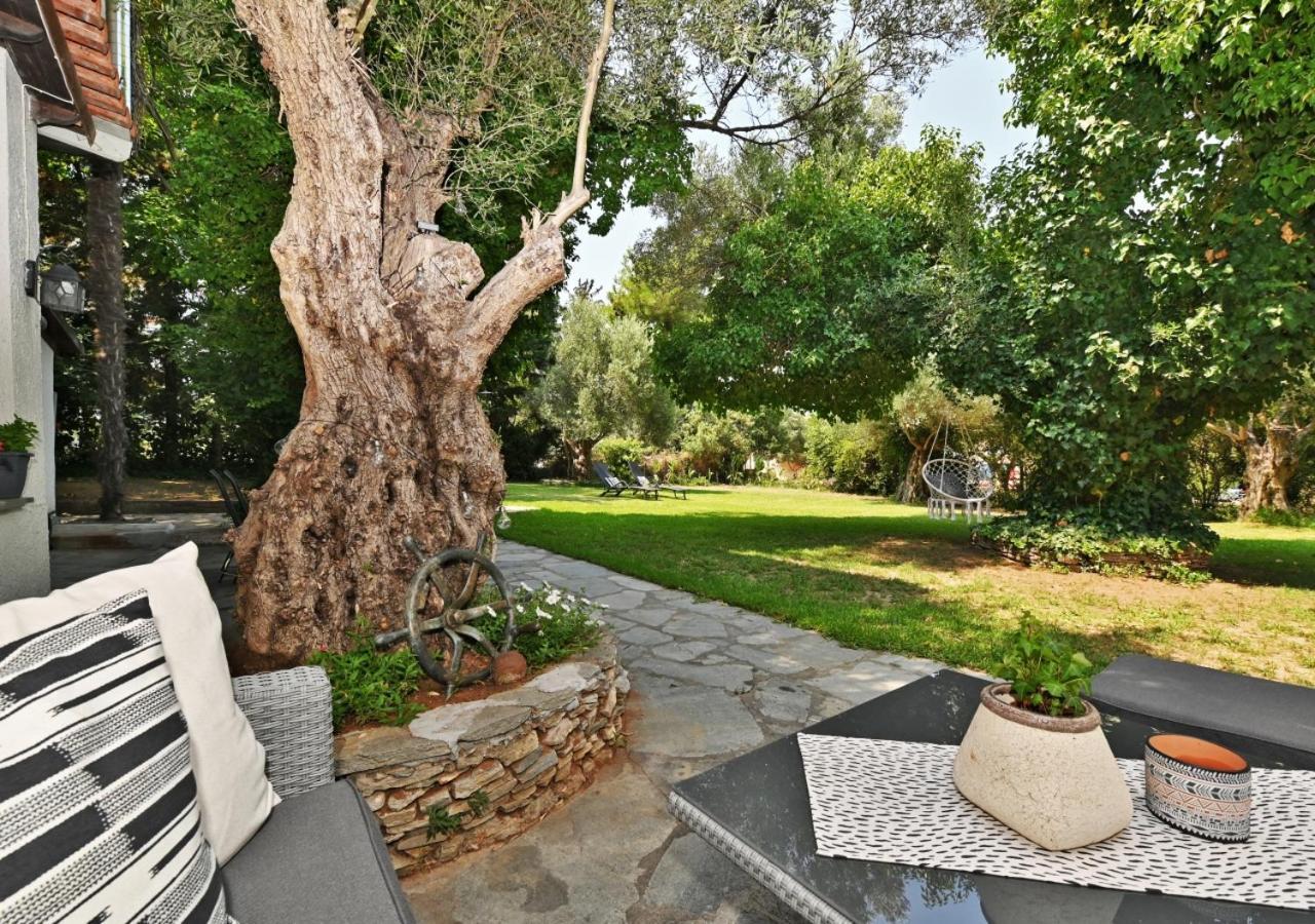 Ares Garden House - Nea Moudania Halkidiki Casa de hóspedes Exterior foto
