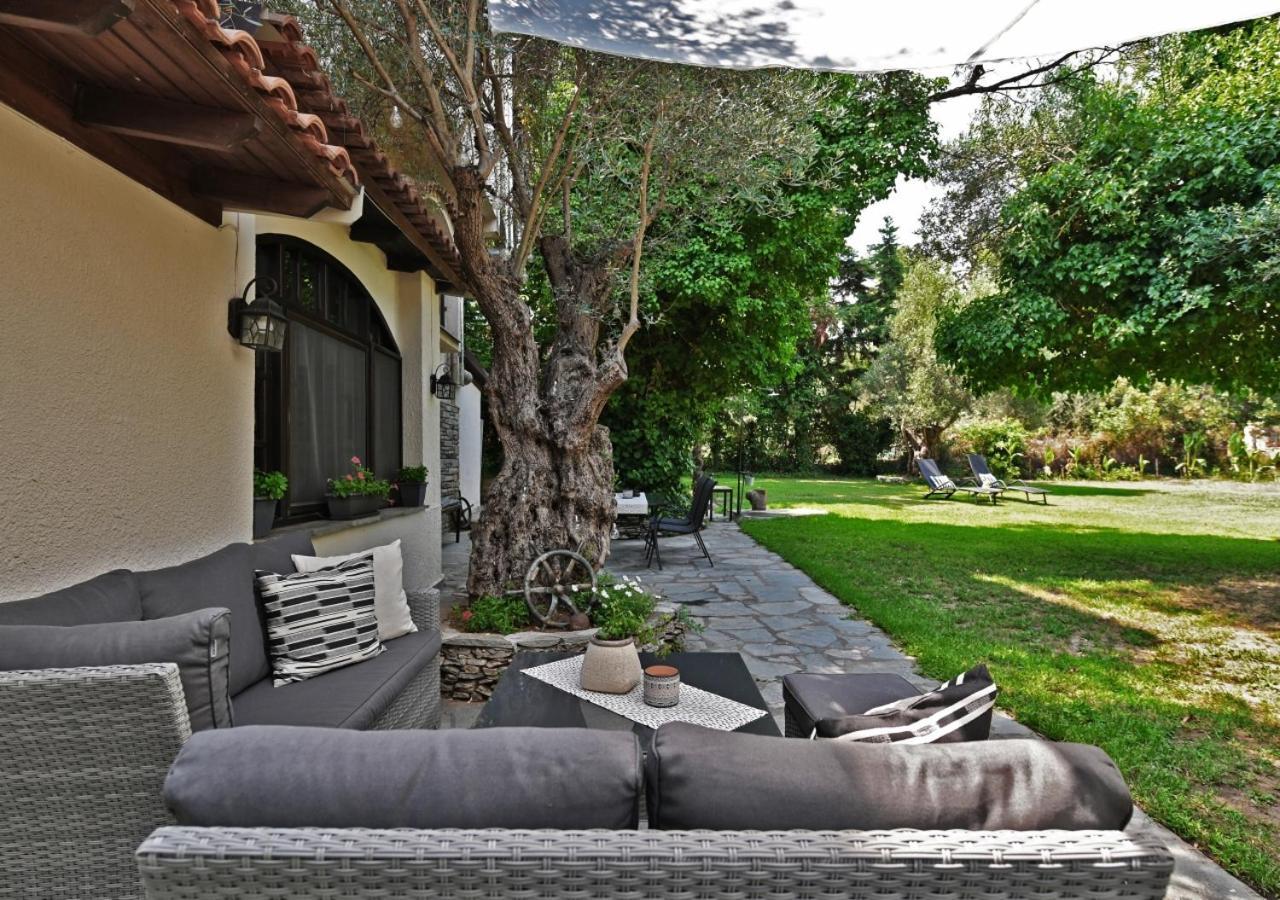 Ares Garden House - Nea Moudania Halkidiki Casa de hóspedes Exterior foto